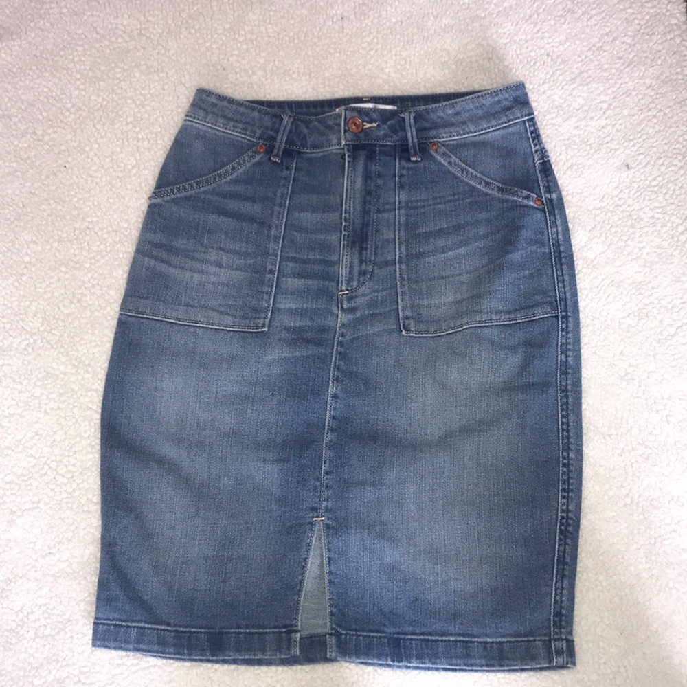 Abercrombie and Fitch Jean skirt size 6